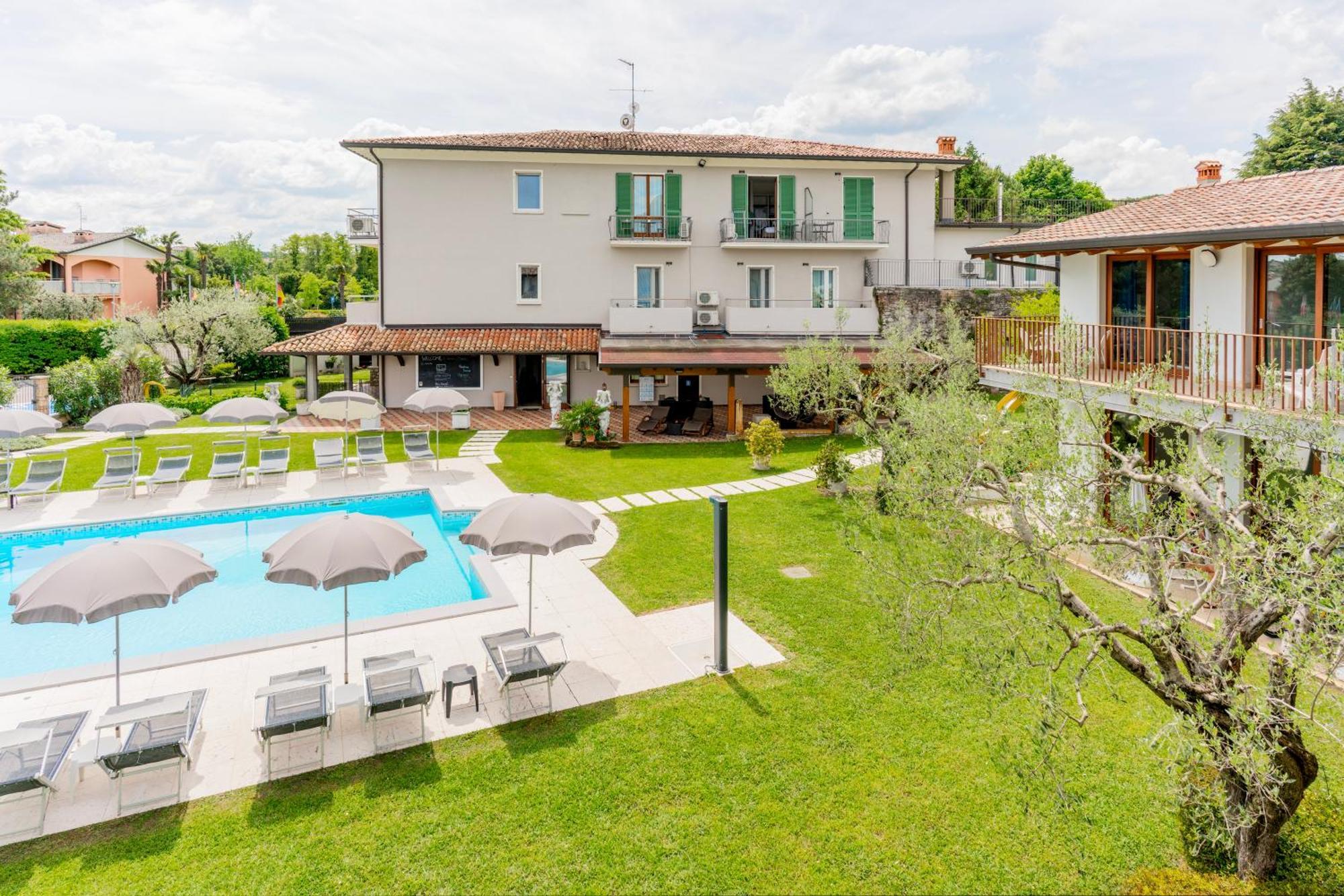 Residence Molino - Holiday Apartments Manerba del Garda Exteriér fotografie